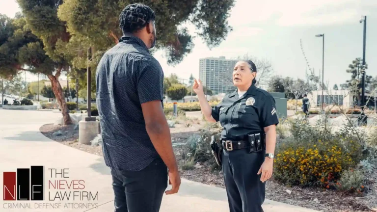do police have to identify themselves